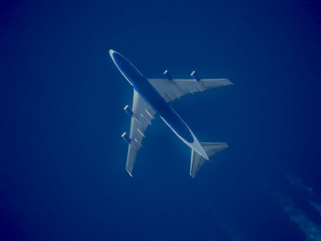 Boeing 747-400 — - Queen of the skies on route from London to Phoenix 