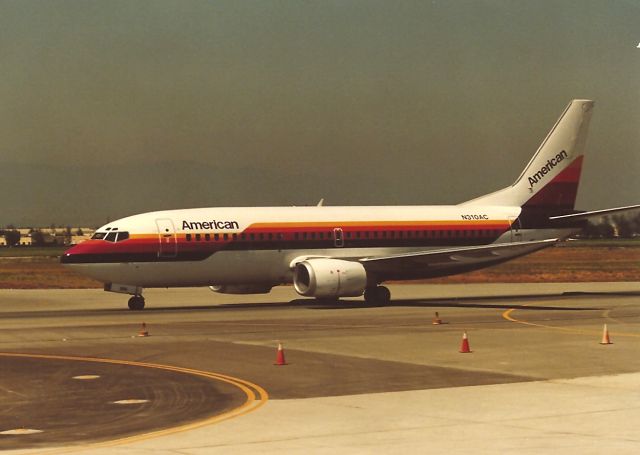 BOEING 737-300 (N310AC) - KSJC - N310AC arriving from LAX
