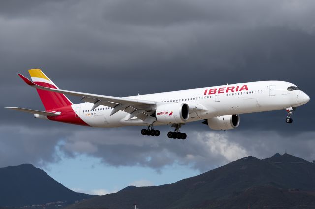 Airbus A350-900 (EC-NBE) - 09/01/2021