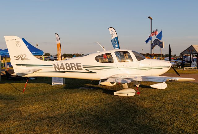 Cirrus SR-22 (N48RE)