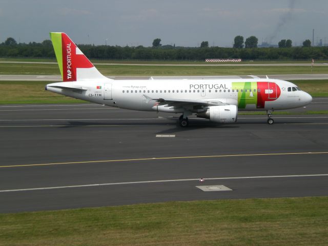 Airbus A320 (CS-TTM)