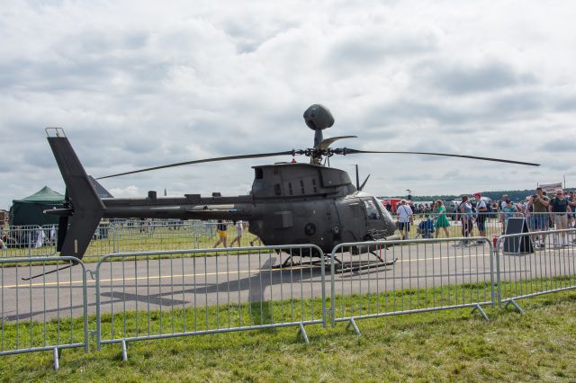 N332 — - Bell OH-58D Kiowa Warrior /332/ _ Radom Air Show 2023