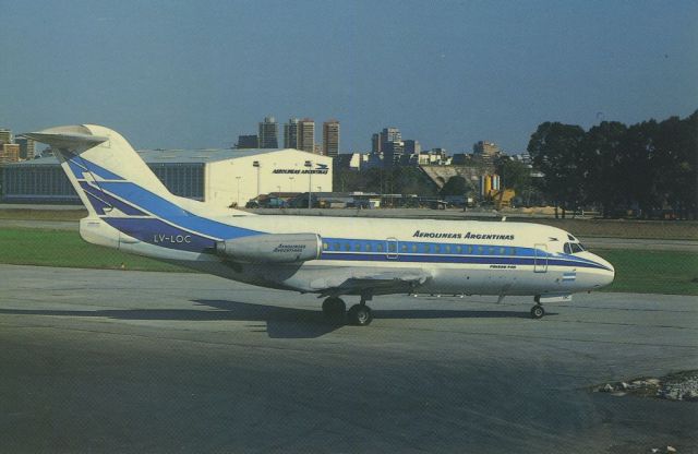 Fokker Fellowship (LV-LOC) - scanned from postcardbr /aerolinas argentinas