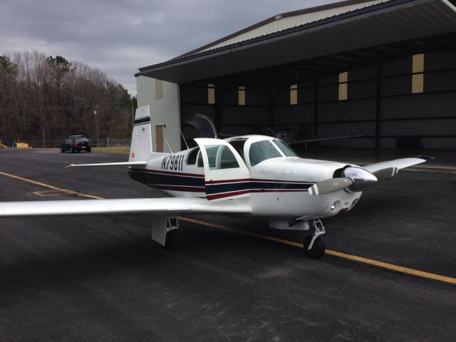 Mooney M-20 (N79811) - WYND Flight Services, LLC