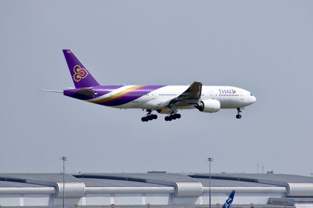 BOEING 777-300ER (HS-TJG)