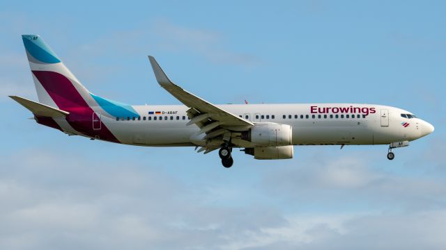 Boeing 737-800 (D-ABAF)