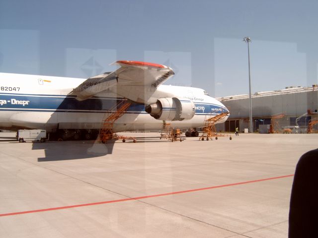 Antonov An-124 Ruslan (RNA82047)