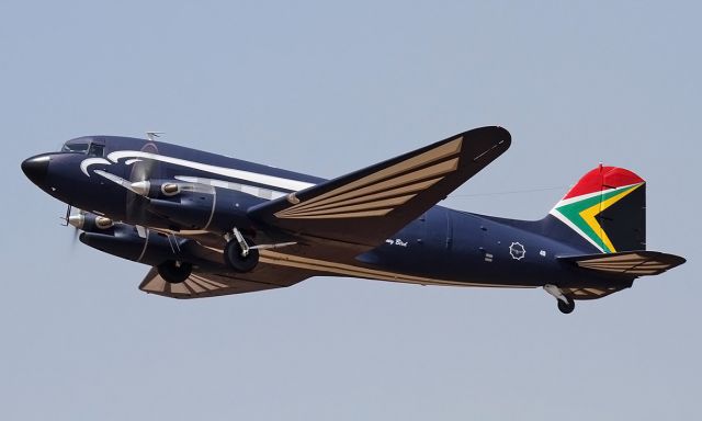 Douglas DC-3 (SAAF40)