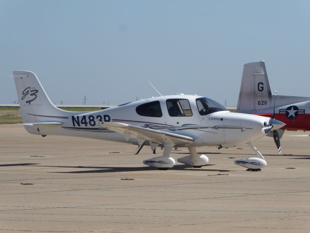 Cirrus SR-22 (N483P)