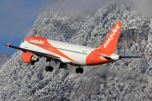 Airbus A320 (G-EZTZ)