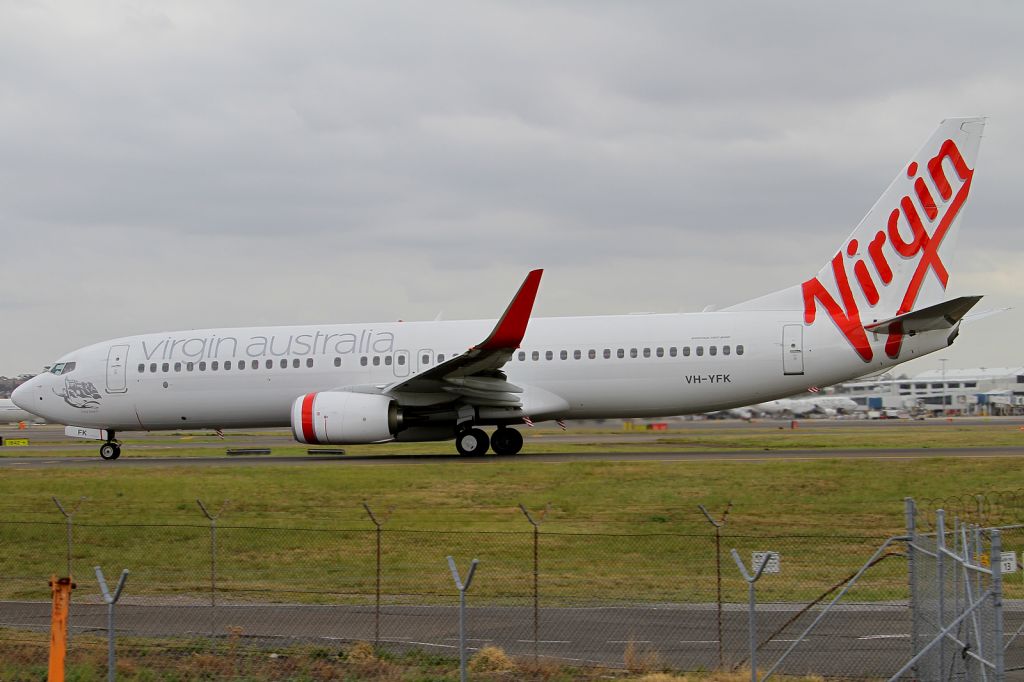 Boeing 737-800 (VH-YFK)