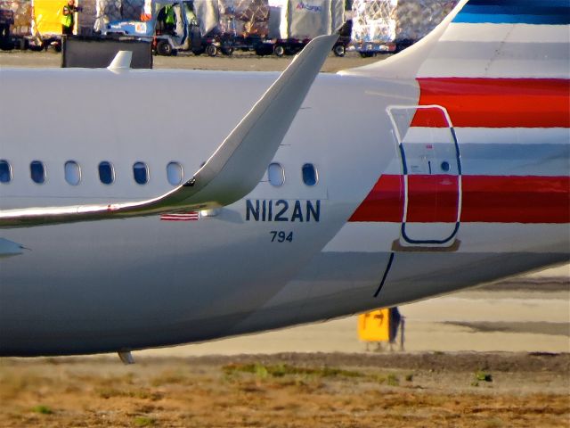 Airbus A321 (N112AN) - Sharklet closeup