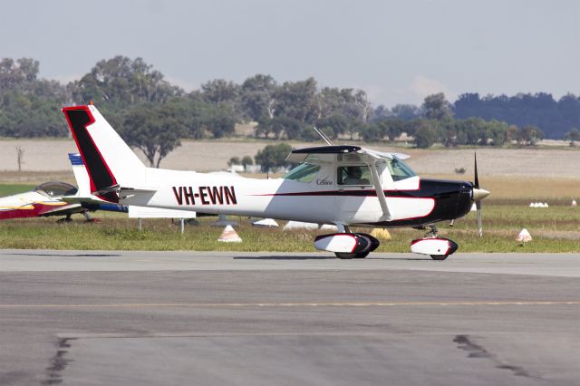 Cessna 152 (VH-EWN) - Tristar Aviation (VH-EWN) Cessna 152 Aerobat taxiing at Wagga Wagga Airport.