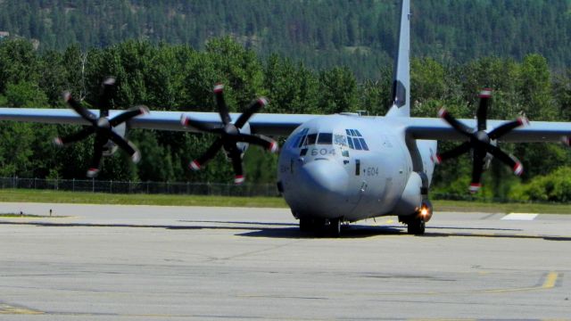 Lockheed C-130 Hercules (13-0604)