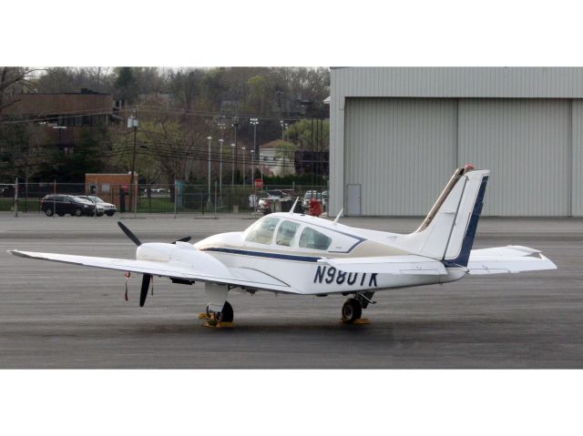 Beechcraft 55 Baron (N980TK) - A very nice 1971 model Beechcraft Baron E55. Serial number TE832.