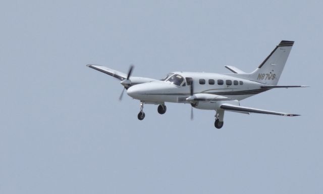 Cessna Conquest 2 (N87WS) - On final is this 1977 Cessna Conquest 2 in the Spring of 2019.