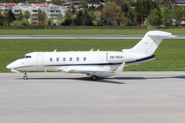 Bombardier Challenger 300 (OE-HCA)