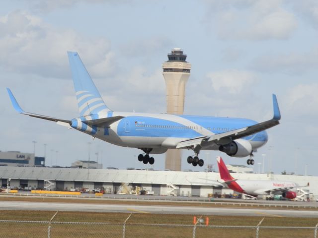 BOEING 767-300 (OO-JAP)