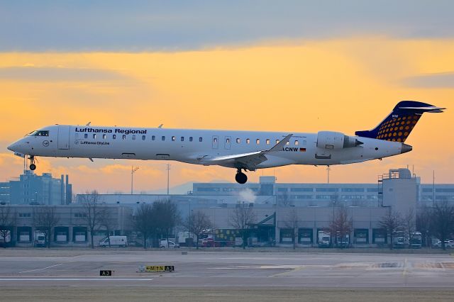 Canadair Regional Jet CRJ-900 (D-ACNW)