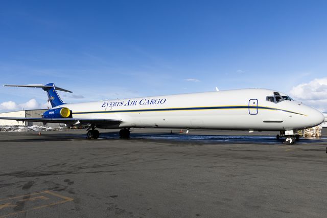 McDonnell Douglas MD-80 (N963CE)