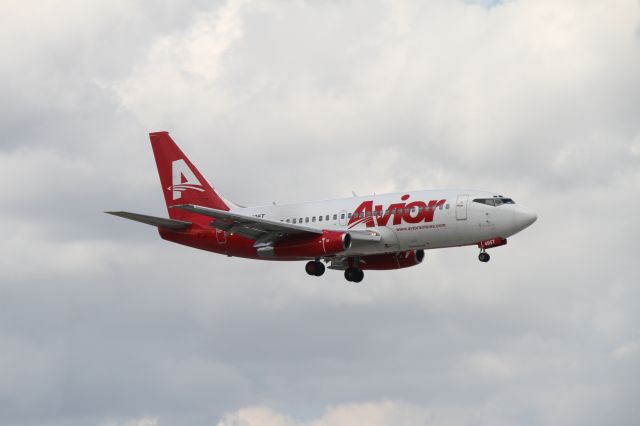 Boeing 737-200 (YV-495T)