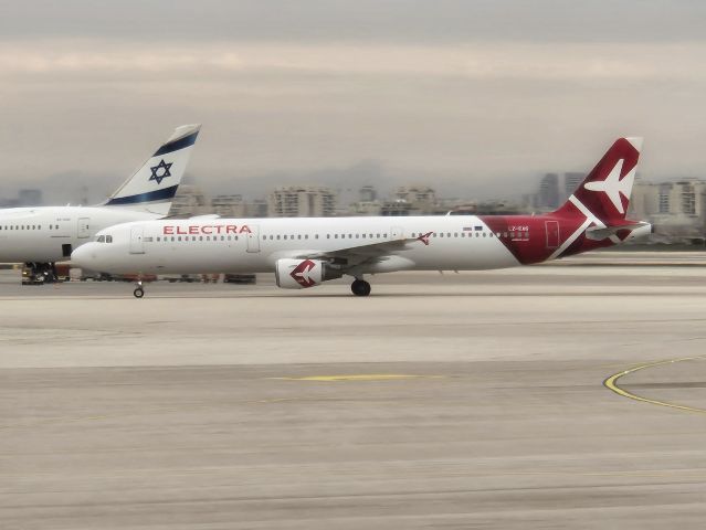 Airbus A321 (LZ-EAG)