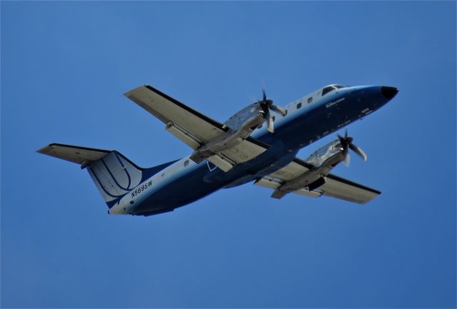 Embraer EMB-120 Brasilia (N569SW)