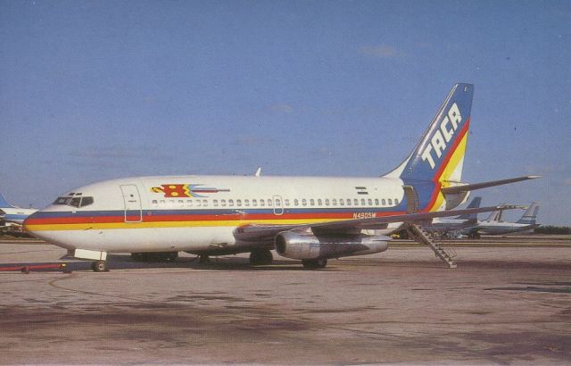 Boeing 737-200 (N4905W) - scanned from postcardbr /TACA honduras