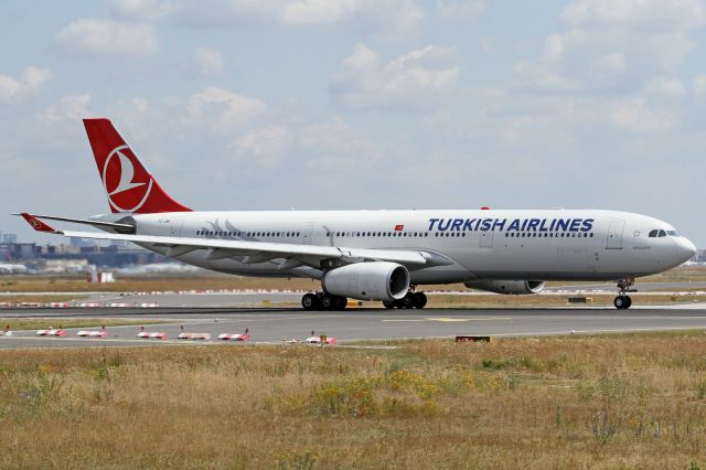 Airbus A330-300 (TC-JNK)