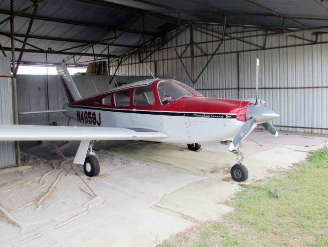 Piper Cherokee Arrow (N4859J)