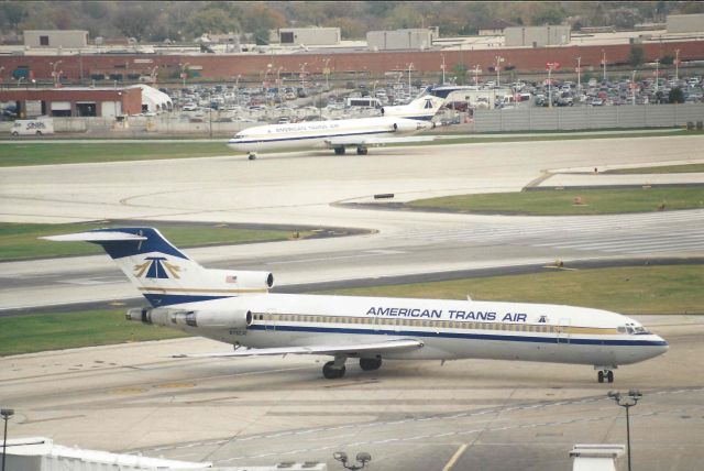 BOEING 727-200 (N762AT)