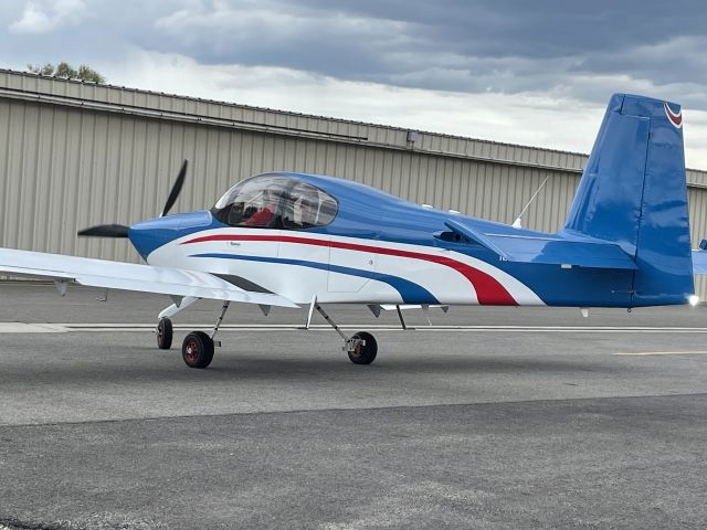 Vans RV-10 (N10NP)