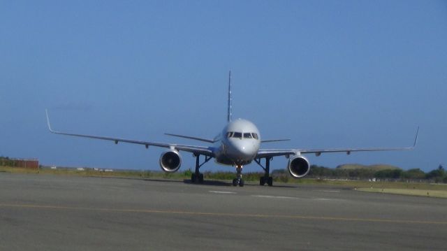 Boeing 757-200 (N190AA)