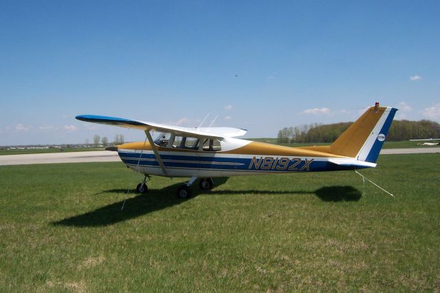 Cessna Skyhawk (N8192X)