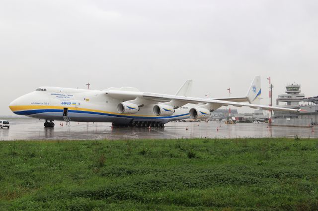 Antonov An-225 Mriya (UR-82060)