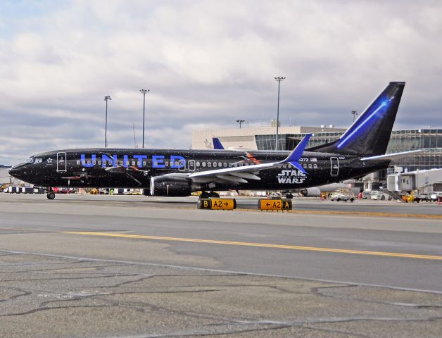 Boeing 737-800 (N36272) - Star Wars Special Livery