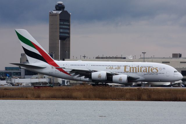 Airbus A380-800 (A6-EUT)