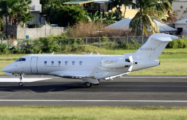 Bombardier Challenger 300 (XOJ550)