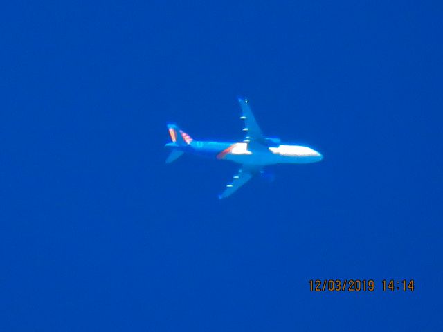 Airbus A320 (N279NV)