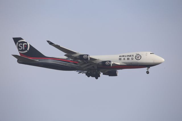 Boeing 747-400 (B-2423)