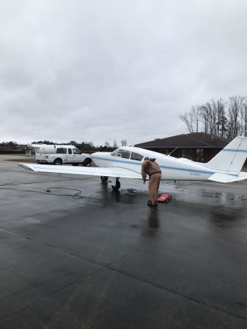 Piper PA-24 Comanche (N743FV)