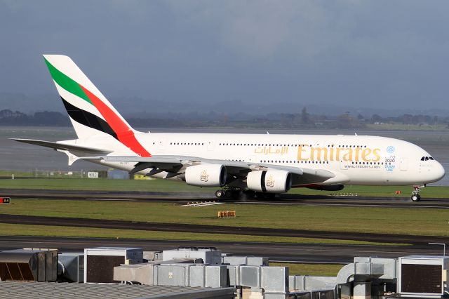 Airbus A380-800 (A6-EEF)