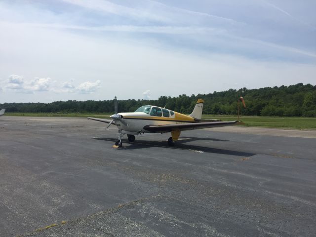Beechcraft Bonanza (33) (N30301)