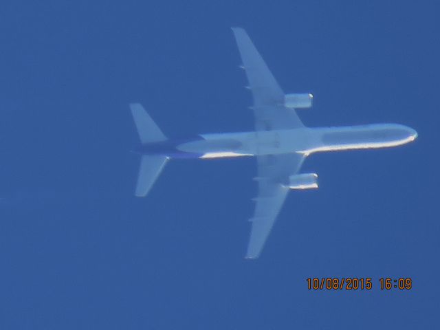 Boeing 757-200 (N962FD)