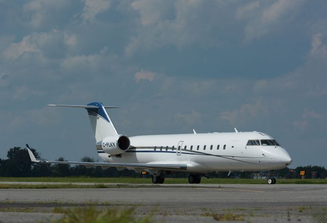 Canadair Regional Jet CRJ-200 (C-FLKY)