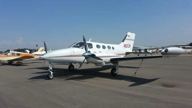 Cessna 421 (N52JR)