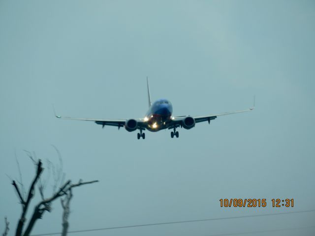 Boeing 737-700 (N734SA)