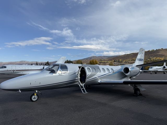 Cessna Citation V (N880PS)