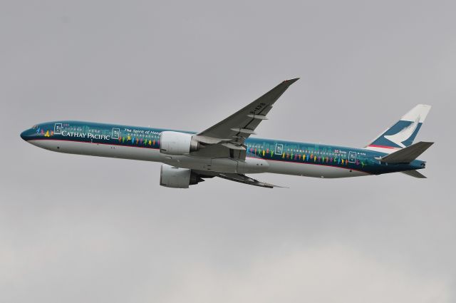 BOEING 777-300 (B-KPB)