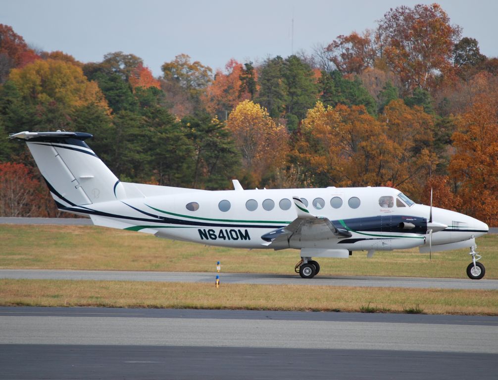 — — - HAWKER BEECHCRAFT CORP - 11/18/10